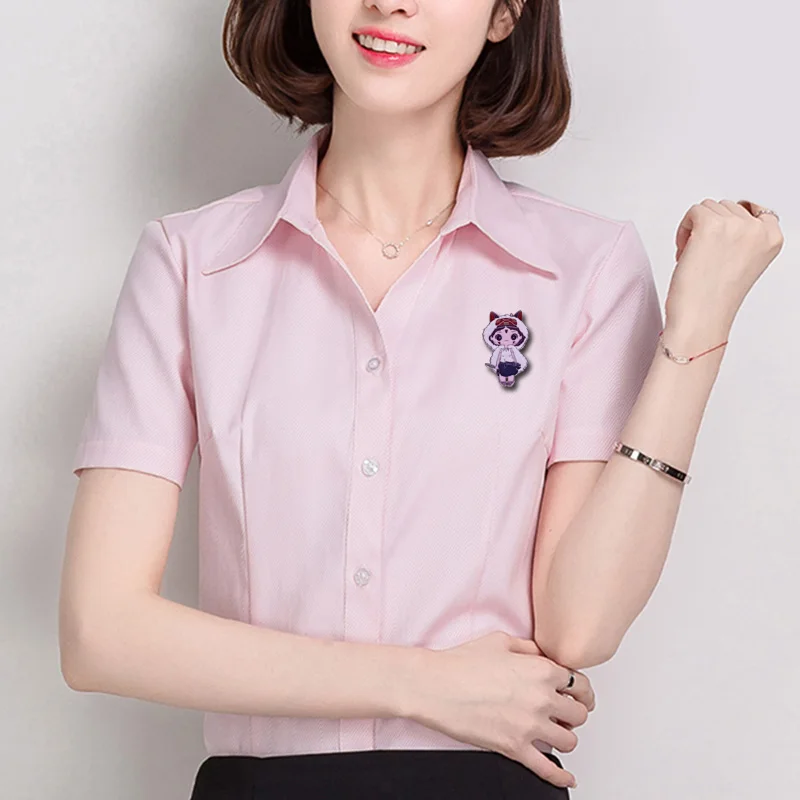 Жесткая эмалированная брошь в стиле принцессы Mononoke San для студийной фотосъемки |