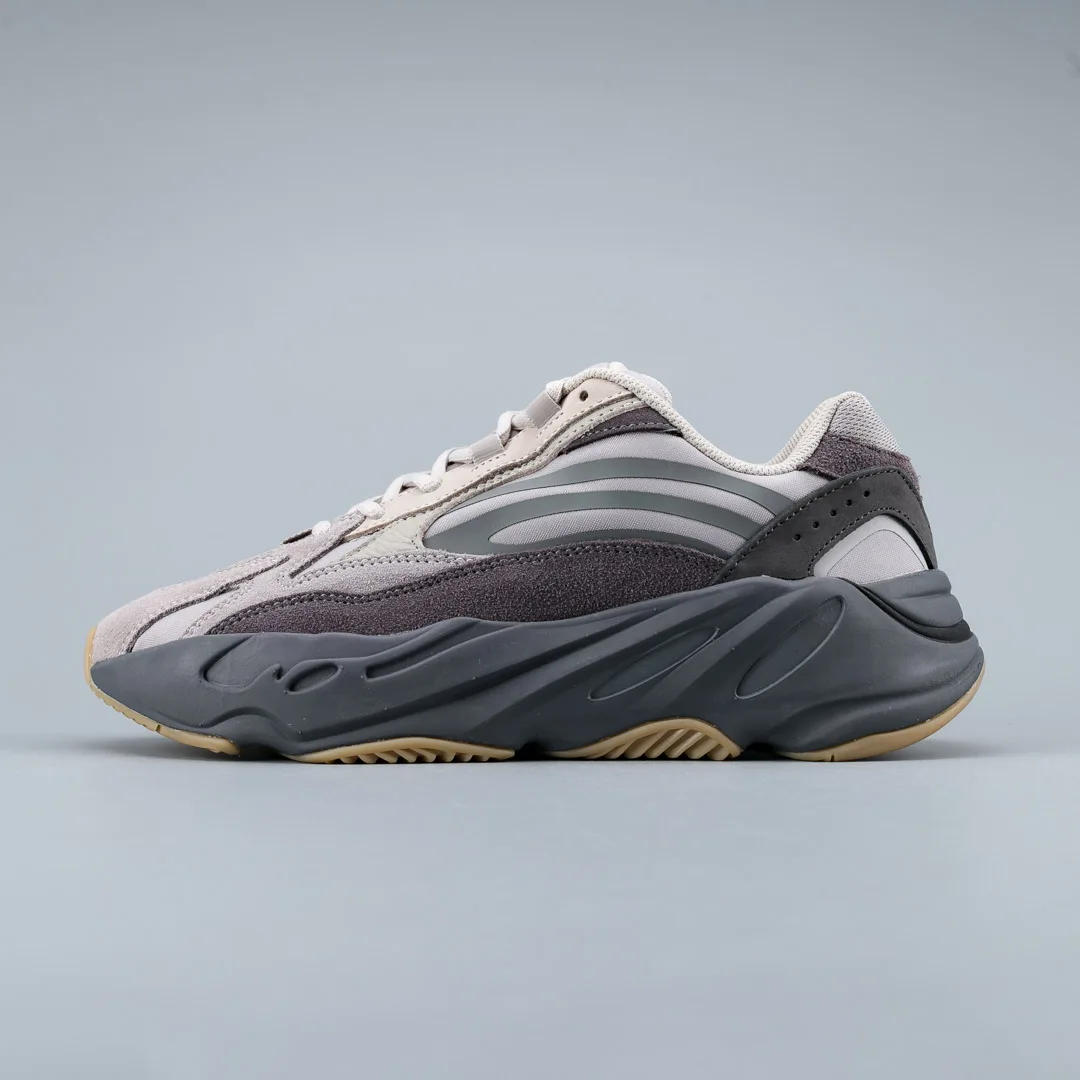 

500 Hot Sell Kanye 700 White Shoes Trending Casual Men Shoes High Quality Plataforma Shoes Five-layer Sole Zapatillas Hombre