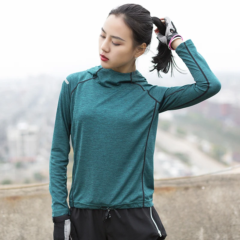 Тонкая спортивная одежда с капюшоном для фитнеса женская футболка спортивные