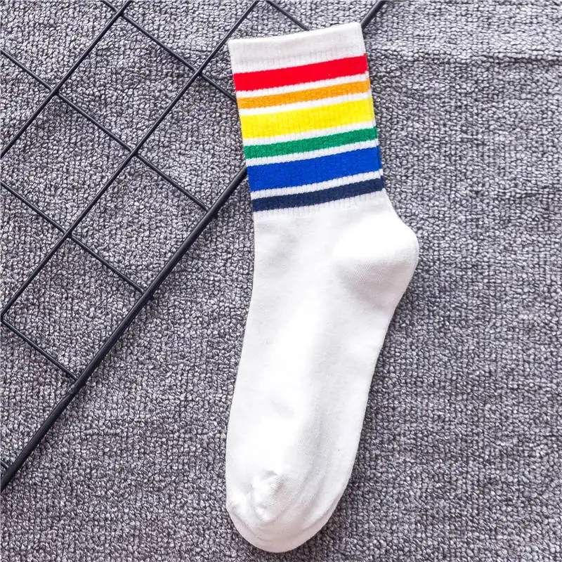 White 6 Color Зимние женские носки хлопковые радужные полосатые носки рождественские Модные теплые рождественские повседневные женские носки harajuku корейские - Цвет: White 6 Color