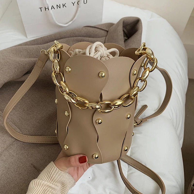 

GALCAUR Fashion Bag For Women Patchwork Sequined Chains Designer Pu Bags White Accessories Designer Female 2021 Vintage Tide New