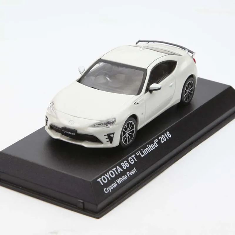 Бутик литья под давлением 1:43 Масштаб сплава 2016 Тойота 86GT модель автомобиля литой