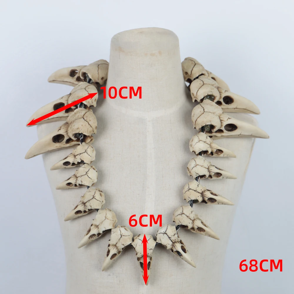 

2019 New Movie Male LED Ficent Necklace Vintage Bird Beak Skull Charm Accessories