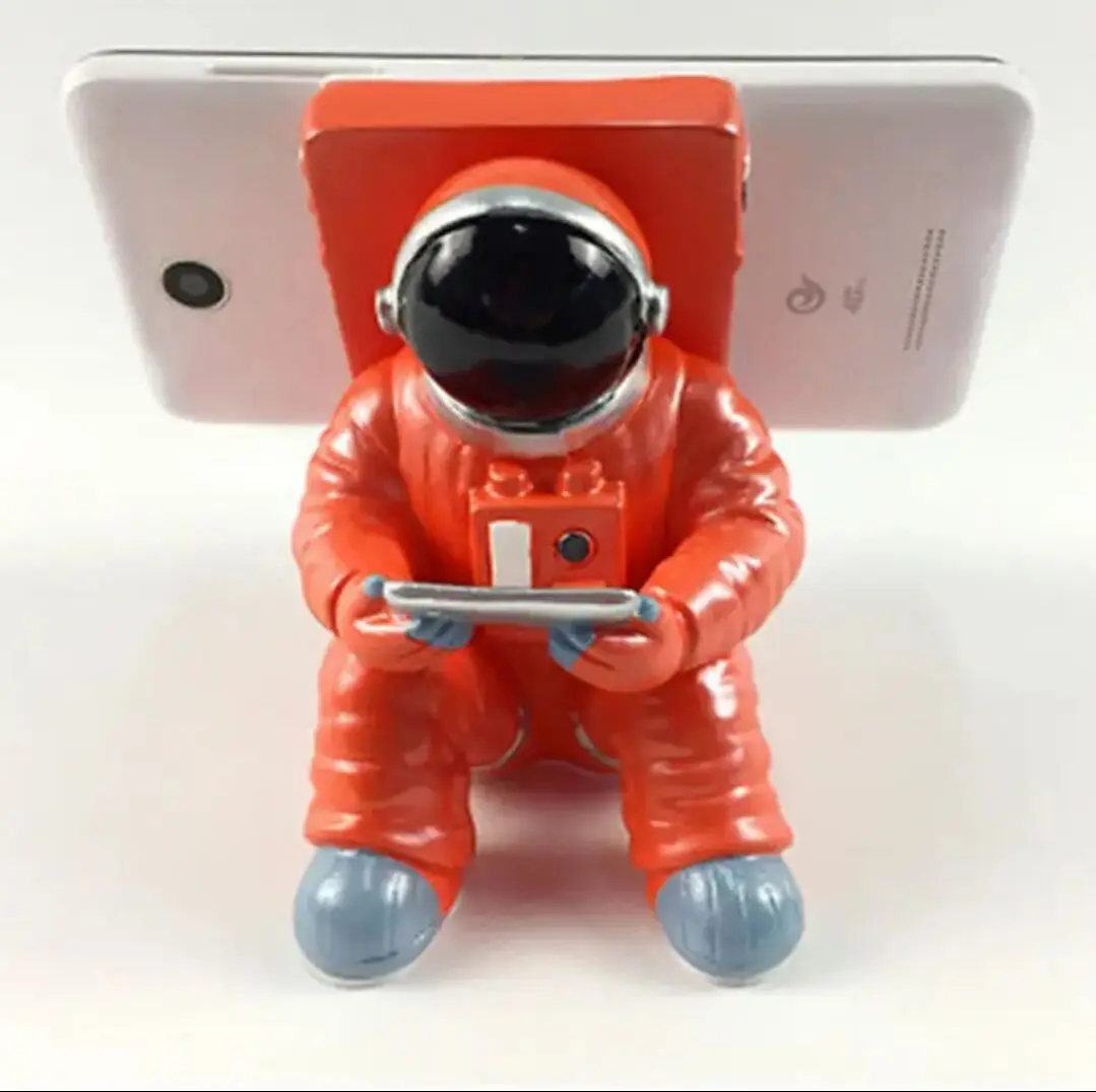 

Resin Astronauts Ornaments Universal Cell Phone Stand Holder Bracket Gift Toys Home Office Desk Decoration Birthday Party