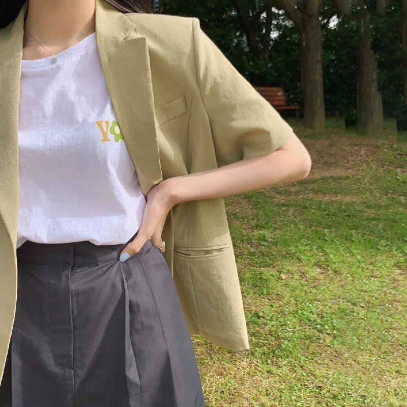 

SHENGPALAE Minimalist Light Yellow Blazer Women's Autumn 2021 New Notched Loose Single Button Short Sleeve Suit Coat Female