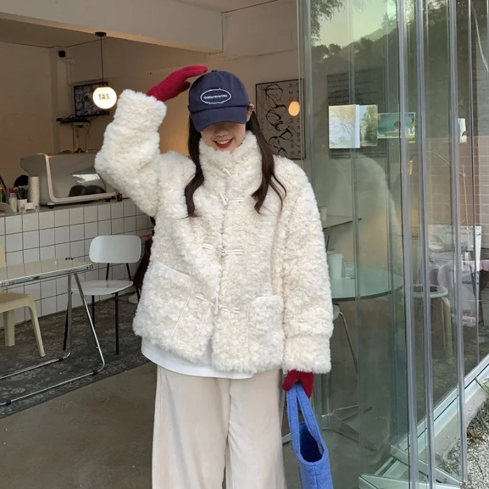 Утолщенная теплая хлопковая куртка с имитацией меха и высоким воротником зимняя