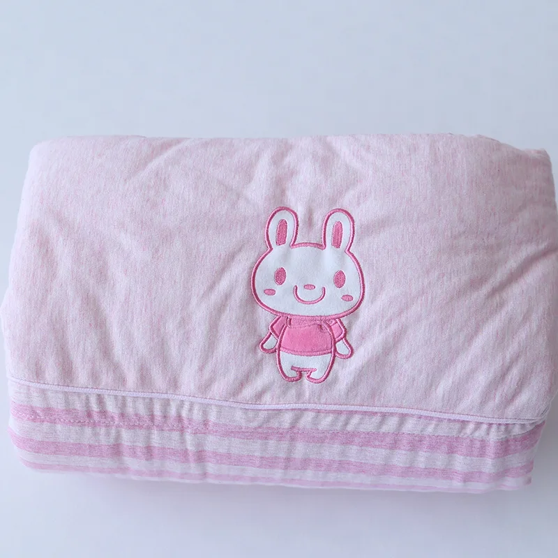 Pink rabbit Дети ребенок может машинная стирка одеяло в кроватку кондиционер одеяло один сон тонкий одеяло покрывала постельные принадлежности 110*140 - Color: Pink rabbit
