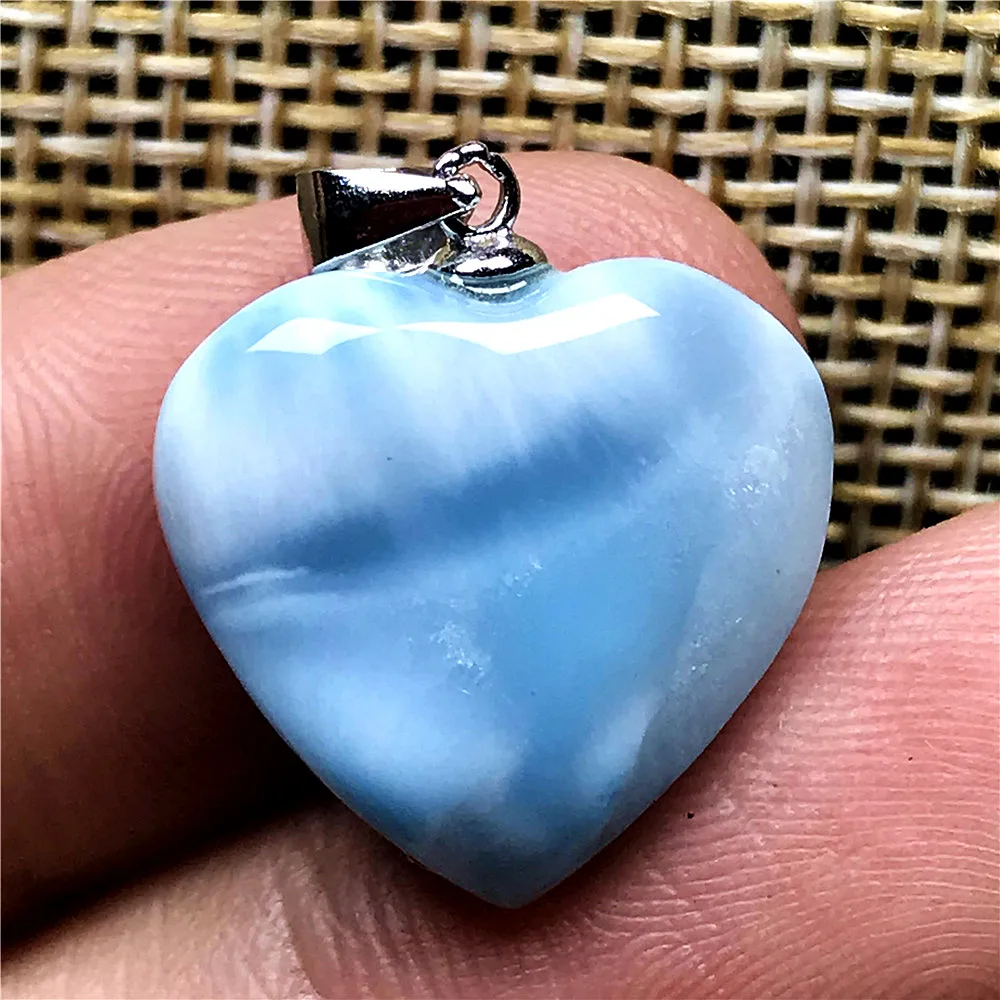Подвеска из натурального голубого сердца 16 Х5 мм | Украшения и аксессуары