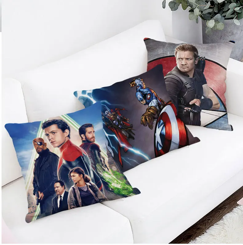 С изображением героев фильма Марвел мстители Человек паук и чехол для