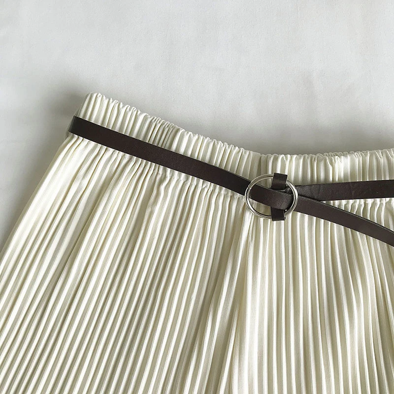 Женские шорты в Вертикальную Полоску с поясом TIGENA повседневные Корейском стиле высокой талией желтые и