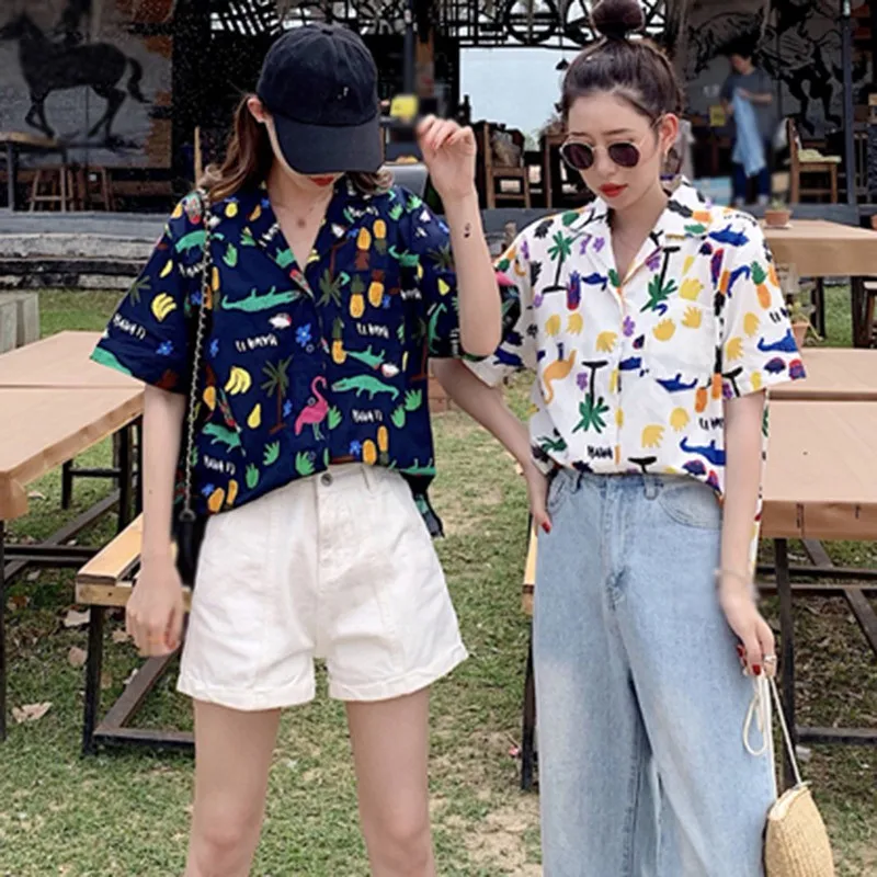 

Women Blouses Summer Retro Beach Style Short Sleeve Print College Style Tops Girls Turn-down Collar Button Casual Blouses Feme