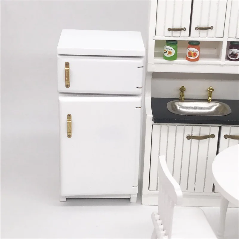 

Dollhouse Mini Furniture Accessories Miniature Model Kitchen Scene Wooden white refrigerator Toys or gifts for children