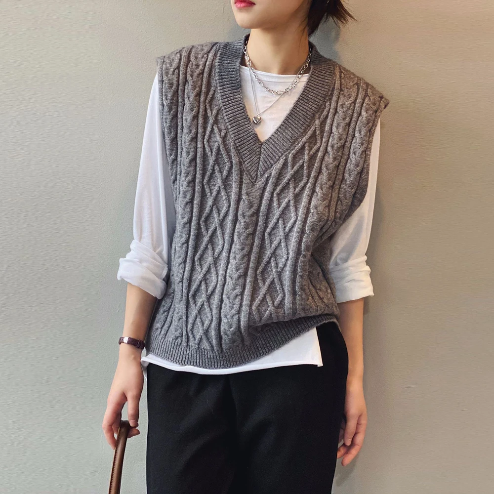 

Popular Knitted Gray Vest Women's 2021 Spring New Korean V-neck Retro Loose Shoulder Coffee Simple Sleeveless Sweater Bx052