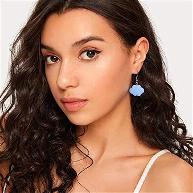 

Cute asymmetrical sweet cute little fresh blue sky cloud fashion earrings korean acrylic earrings for women jewelry wholesale