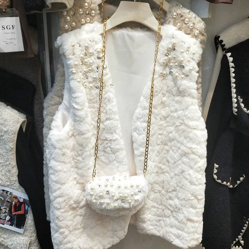 

2021 Winter Thicken Warm Stand Colla Faux Fur Coat Women Luxury Plus Size Teddy Coat Snow Wear Fashion Warm Fluffy Jacket Y25