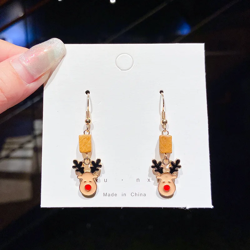 

2021 New Cute Styles Christmas Earrings Xmas Elk Tree Moon Star Bell Santa Claus Stud Earrings For Women Fashion Jewelry Gift