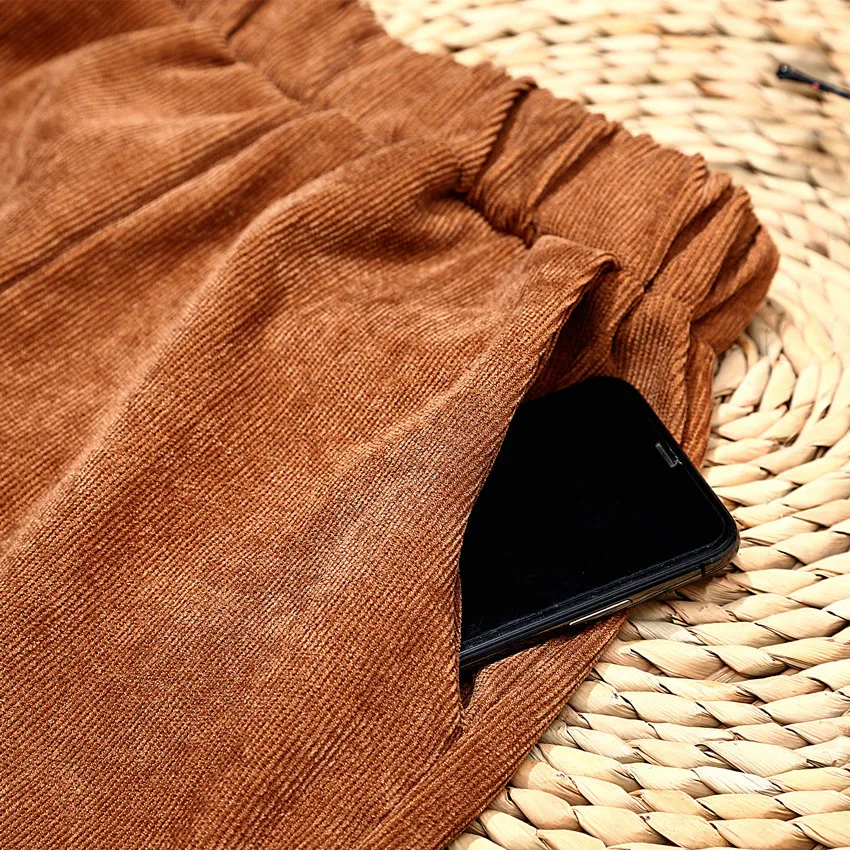 

Corduroy pants Woman Loose feet Pants plus velvet Thick bottoming Casual Trousers Winter Women Pants Pants Bottom M214