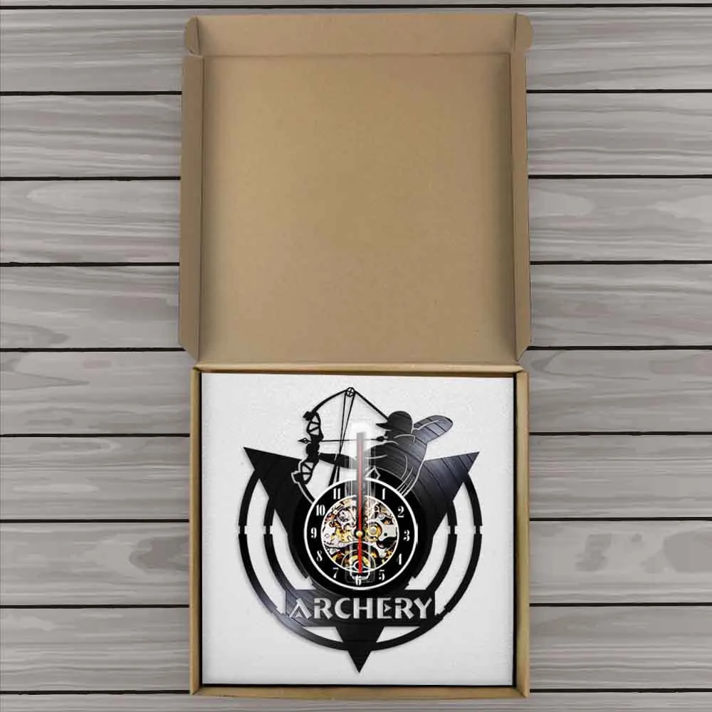 Стрелы в руках воинов лук для стрельбы из лука настенные часы с логотипом