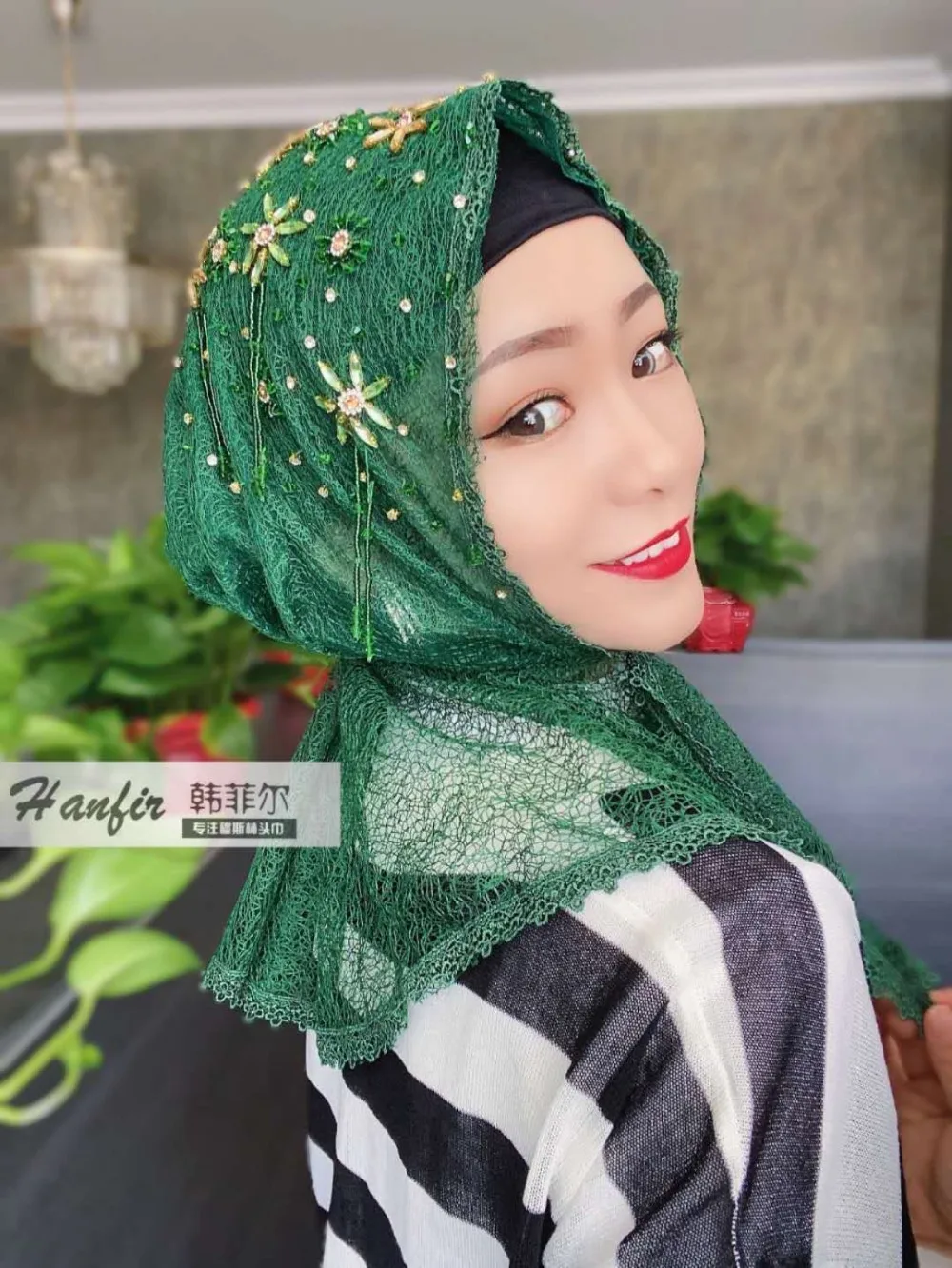 

Модные шали для девочек; Кружевные Стразы hijabs