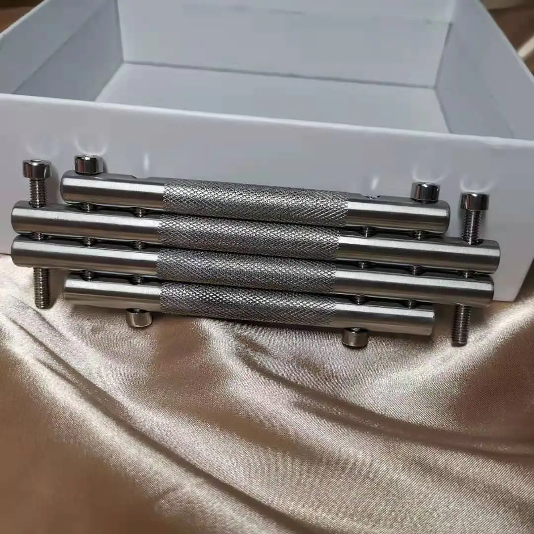 Экструзионный зажим из нержавеющей стали для Язык губ и БДСМ Связывание