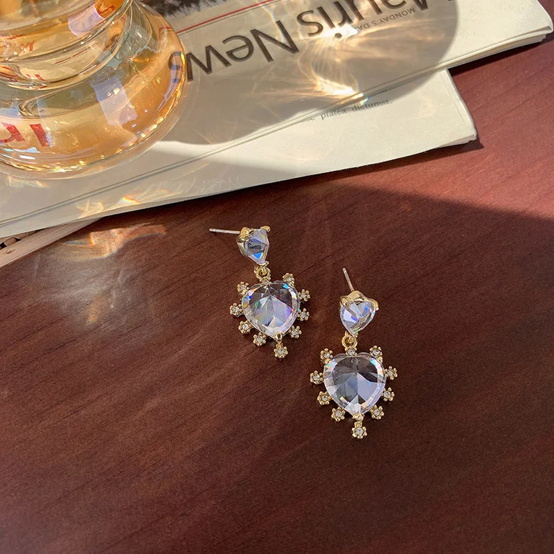 

LOVOACC Vintage Shiny Transparent CZ Cubic Zircon Long Drop Earrings for Women Brass Gold Love Heart Hanging Dangle Earring Gift