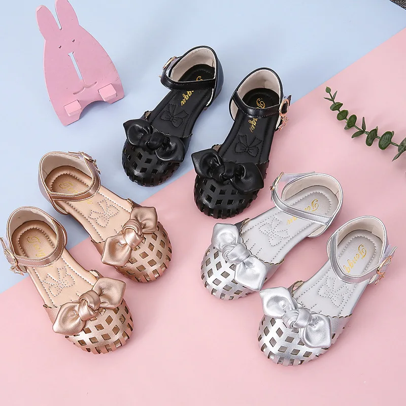 

Girls Sandals 2022 Summer New Children's Soft-soled Anti-kick Princess Shoes Bowknot Hollow Baby Shoes Breathable Flats Party