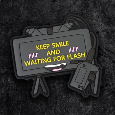 Q Version of the Weapon 3D Patches Keep Smiling Waiting for PVC Armband Patch Stickers Flashing Thunder Lightning Outdoor Badge - купить по