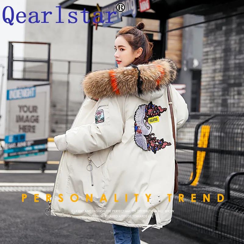 Женские и мужские парки с воротником из 100% натурального меха енота яркие