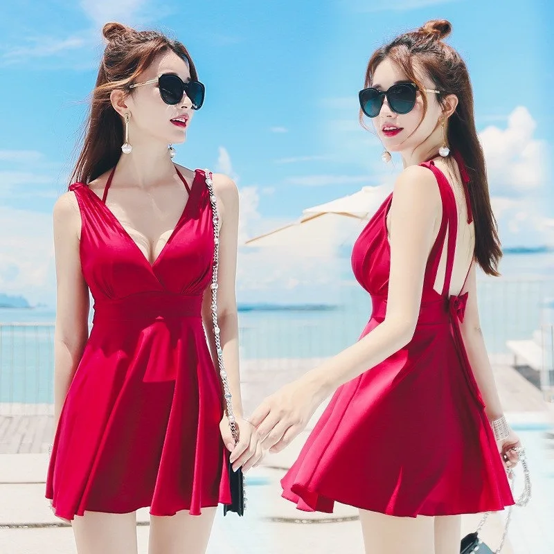 

Sportswear & Accessories