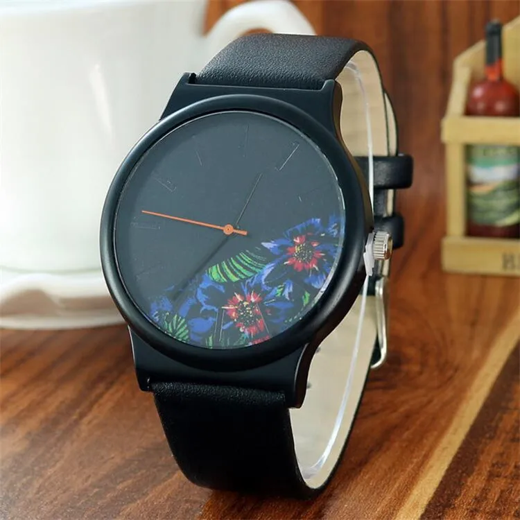 Часы женские кварцевые с кожаным ремешком люксовые Популярные Брендовые