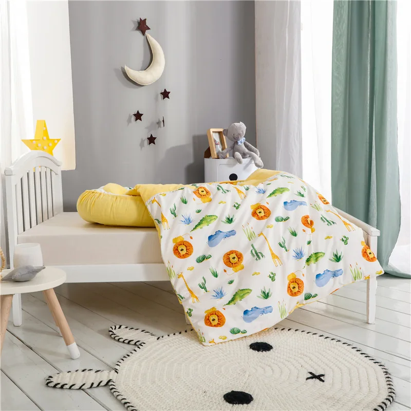 

Print Multi-function Portable Baby Crib Available On Both Sides Traveling Baby Cot With Quilt Cartoon Kid's Bed