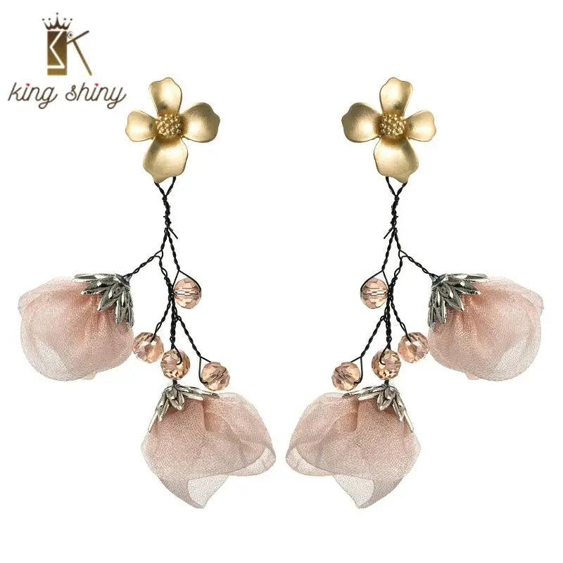 

Korean New Arrivals Flower Charm Dangle Earrings for Woman Elegant Crystal Lace Flower Statement Earrings Wedding Party Brincos