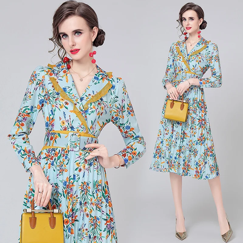 

Платье Плиссированное с длинным рукавом, с принтом в виде фонда