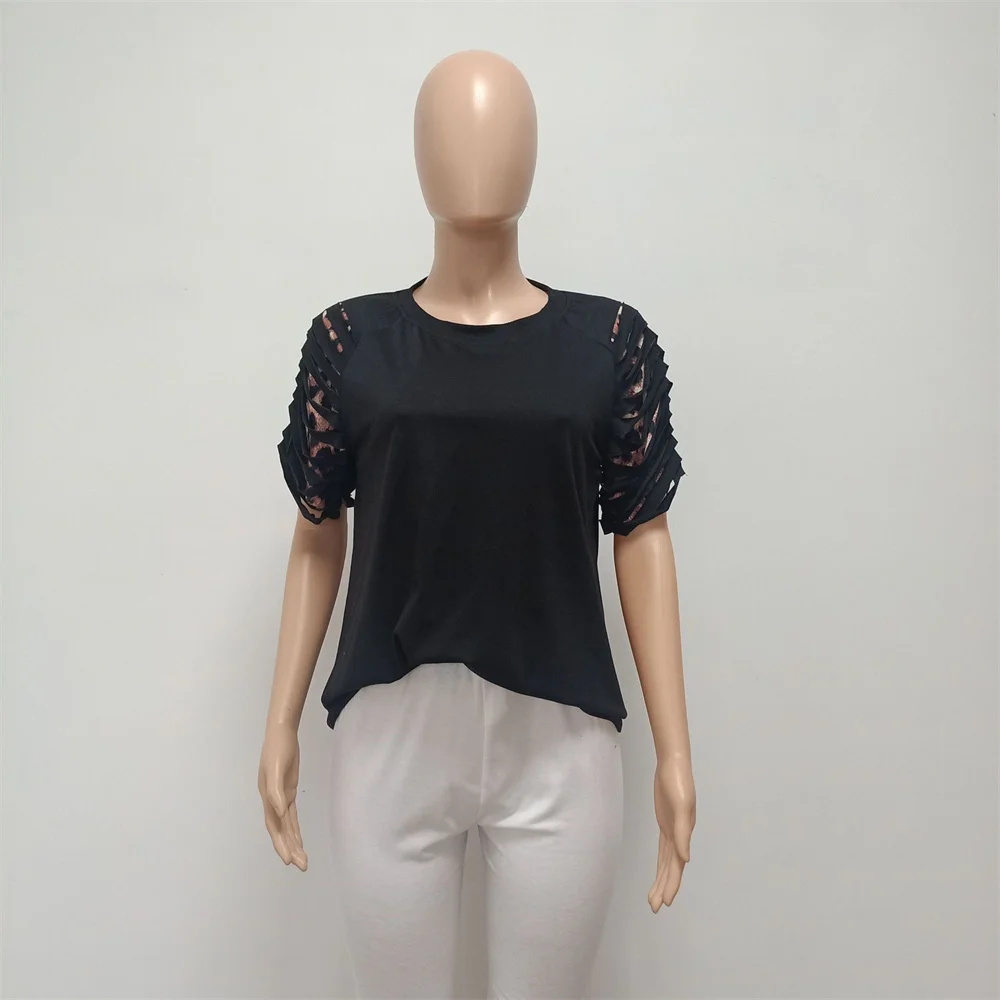 Женская футболка с леопардовым принтом в полоску |