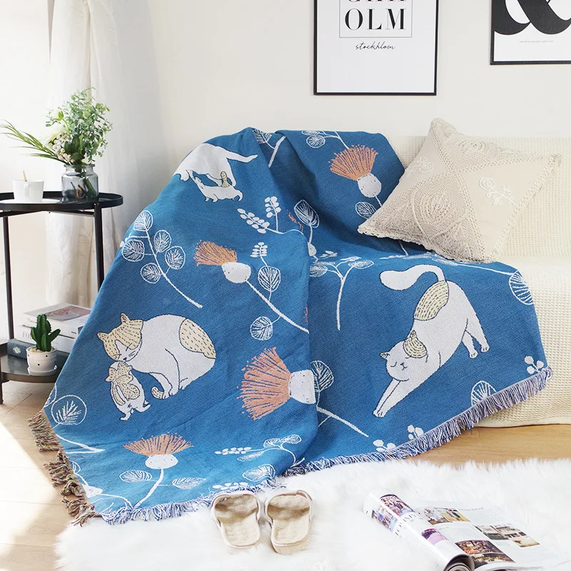 Покрывало для двуспальной кровати пылезащитное с изображением кота