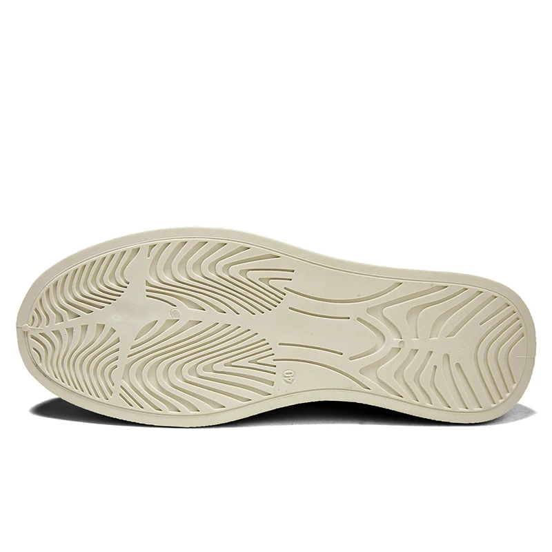 Men Sport Shoes Outdoor Skateboarding Trainers Male 2022 New Fashion Brand Sneakers