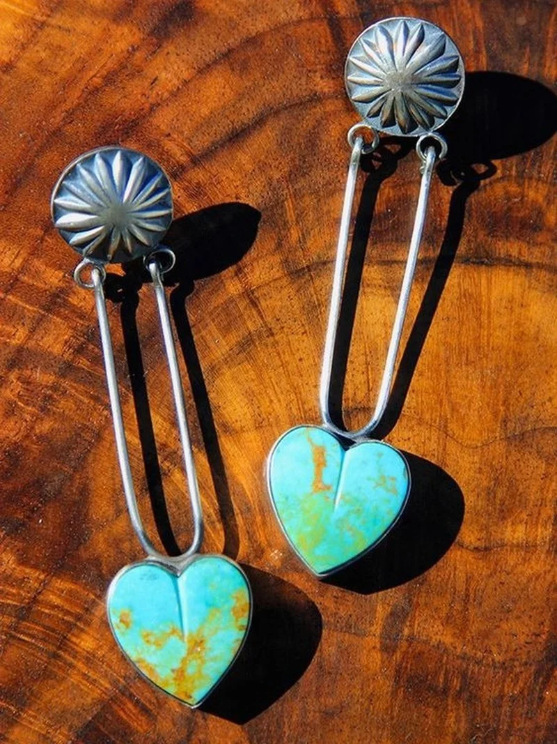 

Fashion Love Earrings women's Retro temperament long simple Earrings Peach Heart Earrings