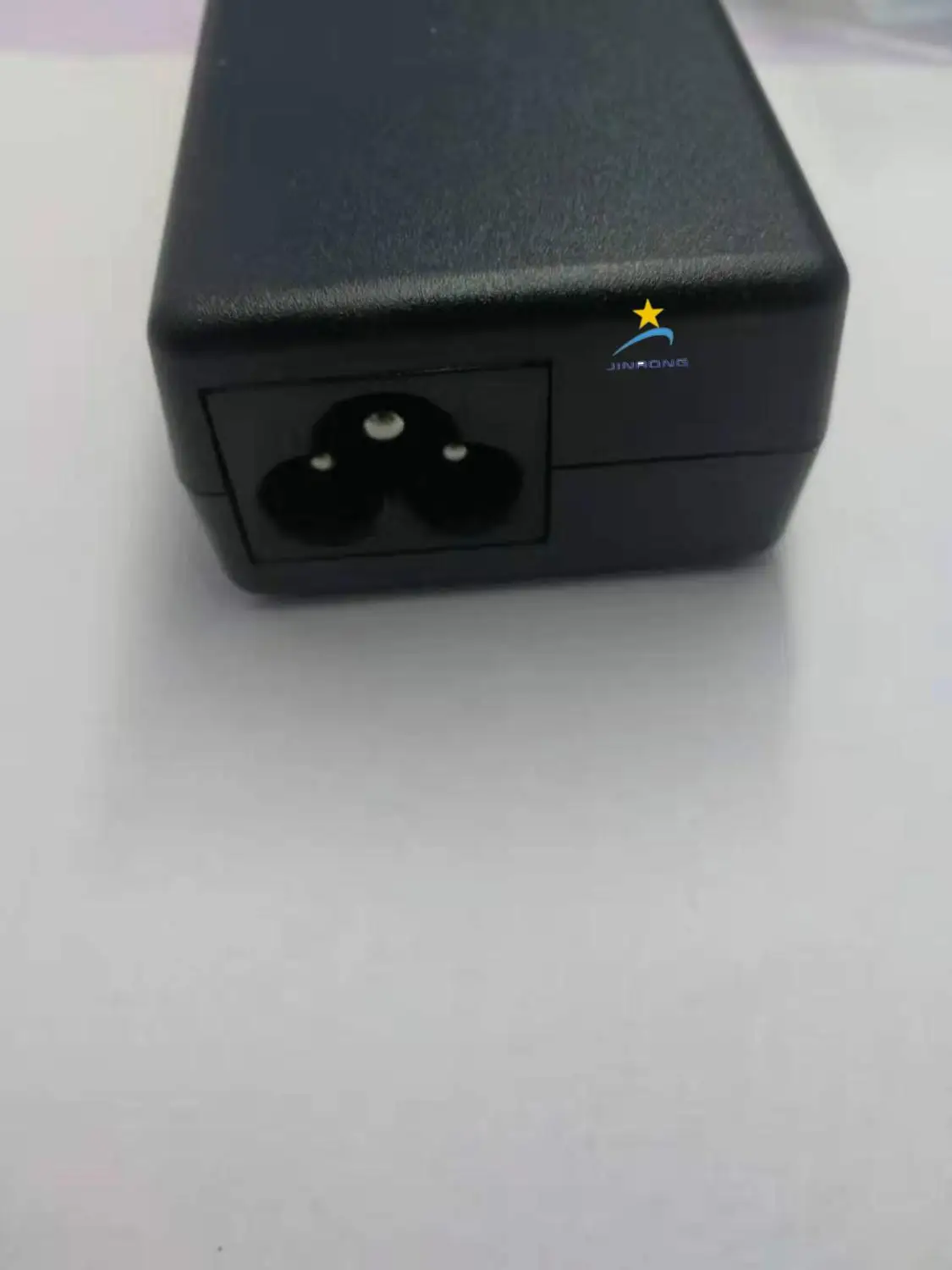 MGJN9 LA65NS2 01 оригинальный новый полный гастроном 65W 19 5 V 3.34A адаптер питания 3