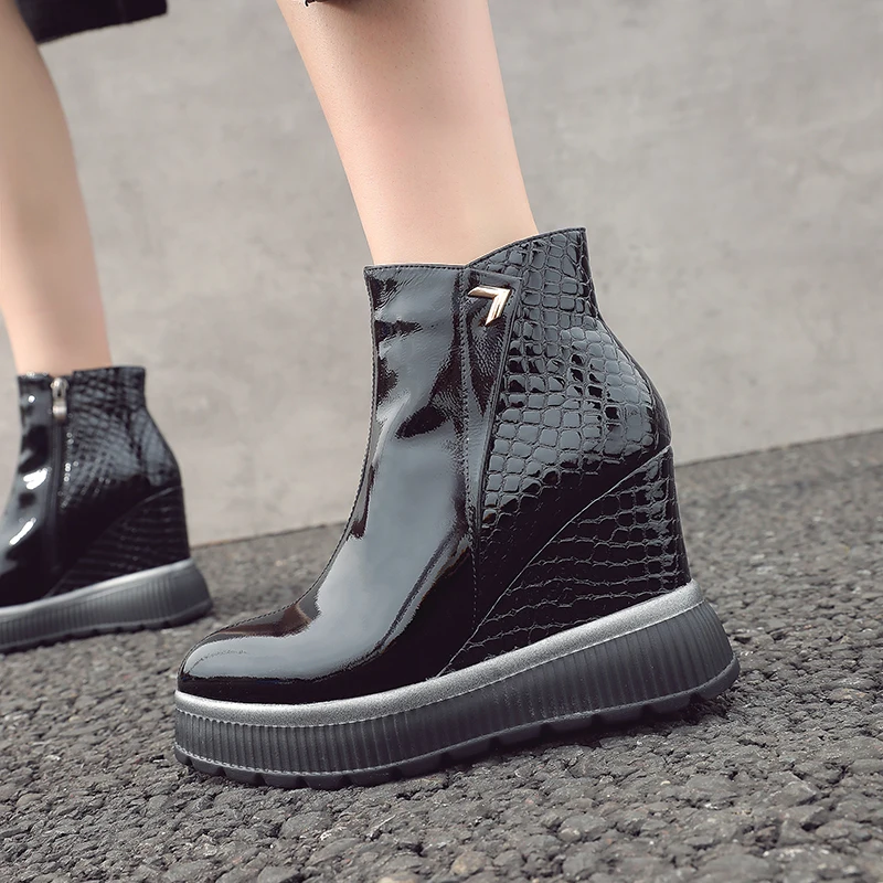 

WETKISS Cow Leather Platform Boots Women Elevator Ankle Boot Female Wedges Shoes Ladies Emboss Casual High Heels Shoes Women