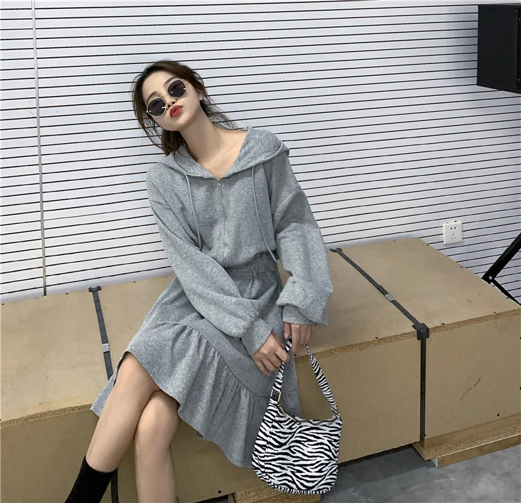 Мини-платье женское демисезонное в готическом стиле с длинным рукавом | Женская