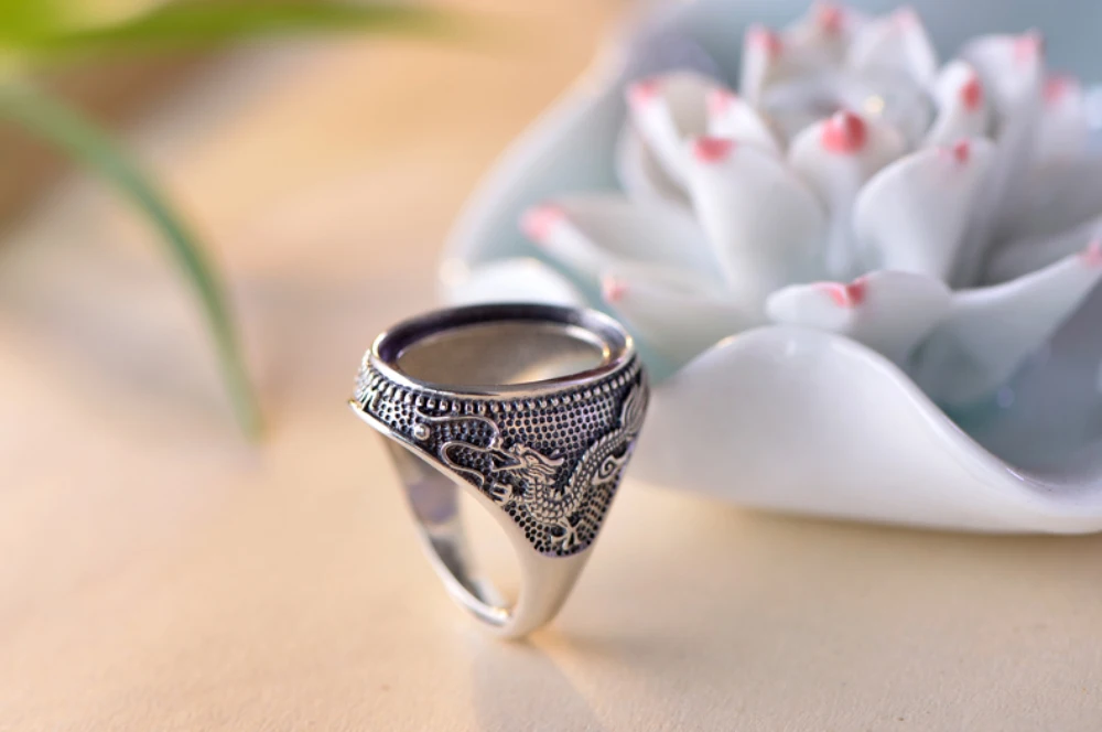 Мужское кольцо из тайского серебра с кабошоном 15 х20 мм | Украшения и аксессуары
