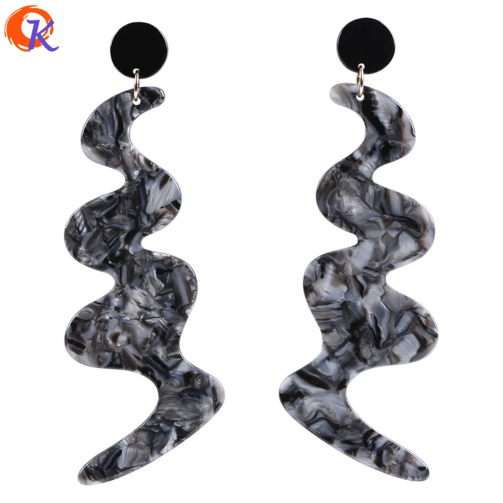 Дизайн сердечка геометрическая форма Преувеличение стиль черный/Многоцветный