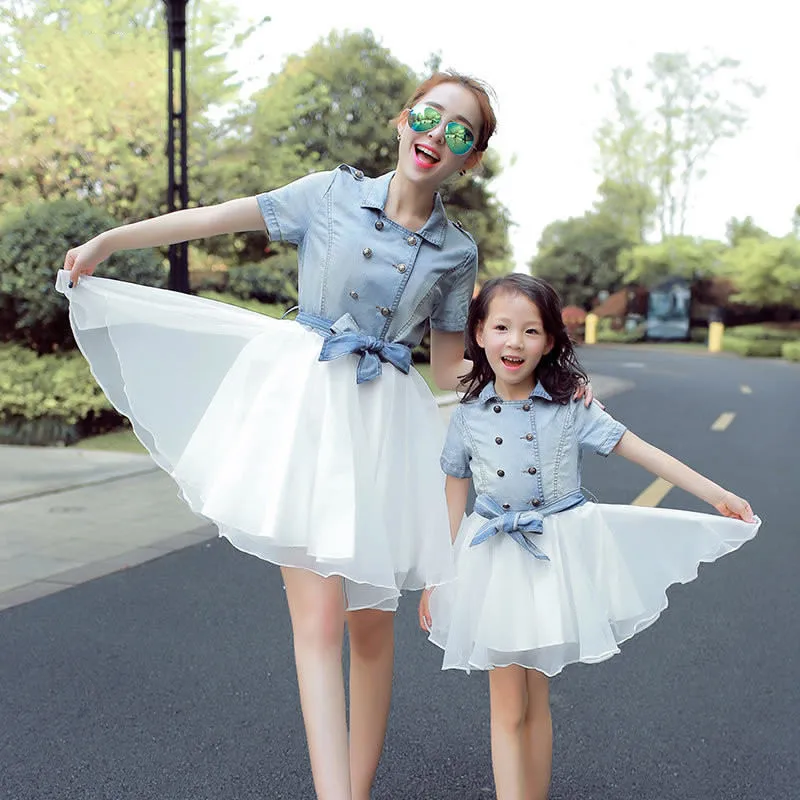 Джинсовое платье с коротким рукавом для мамы и дочки весна лето 2021|Сочетающаяся