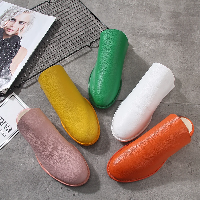 Шлепанцы женские из натуральной кожи мягкие сандалии плоская подошва сланцы