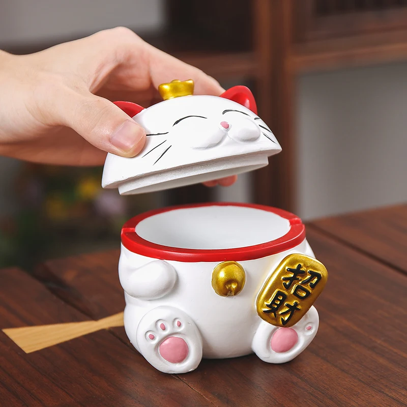 

Maneki Neko Ashtray Creative Fortune Cat Ashtray Resin Japanese Desktop Ornament Desktop Funny Ashtray Home