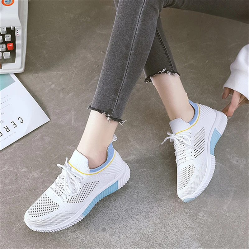

Mesh Lace-Up Women Casual Shoes Light Breathable Flat Running Walking Non-slip Increase Height Slim Female Sport Sneakers