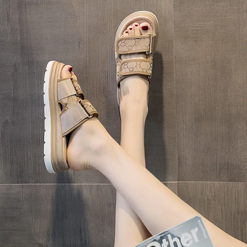 

Slippers Women Foreigners Wear Korean-style Flip-flops Thick-soled Sponge Cakes Wild Sandals and Slippers Fairy Style