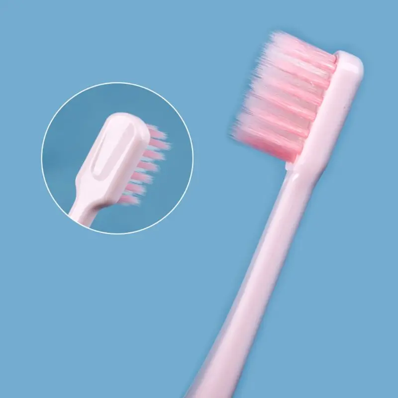 Детская зубная щетка нескользящая с мягкой щетиной маленькой головкой 3