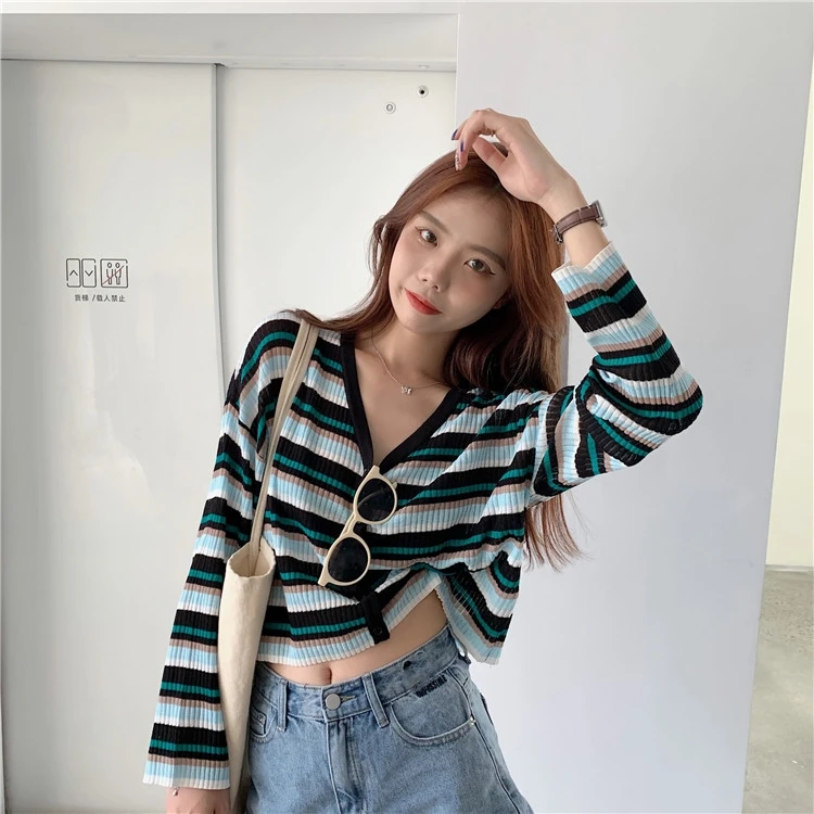 

Striped Knitted Cropped Cardigan Women Full Sleeve V-neck Single-breasted Short Sweater Tops Fashion Female Jumpers Femme 2021