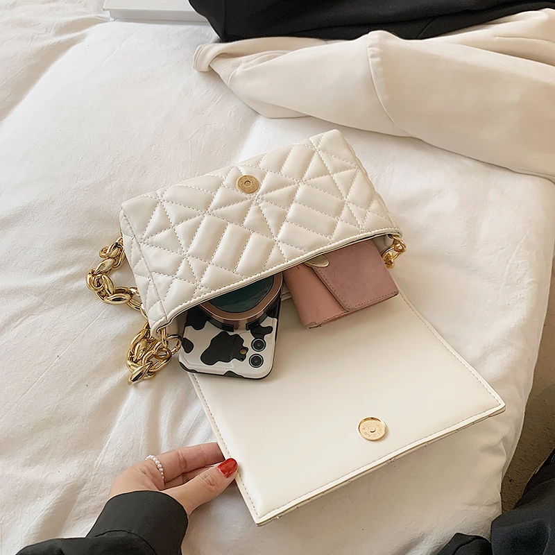 

Fashion Thick Chain Shoulder Bag Designer Quilting Crossbody Bags for Women 2021 Female Small Phone Flap Women's Bag Tote Clutch